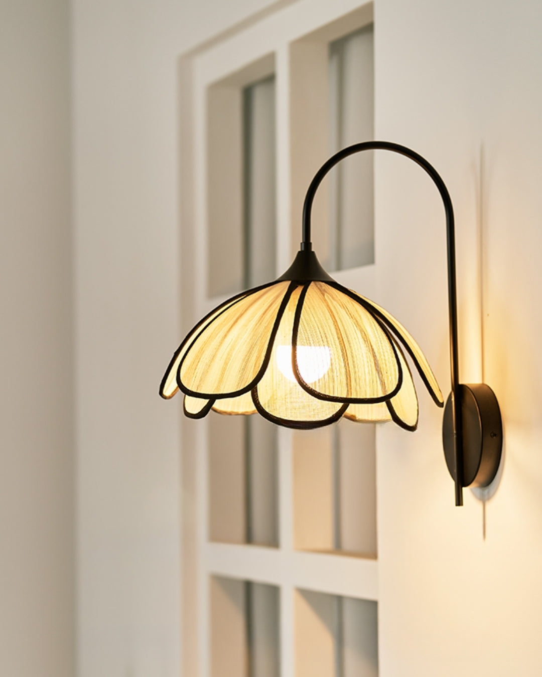 Maya Natural‑Fiber Wall Light