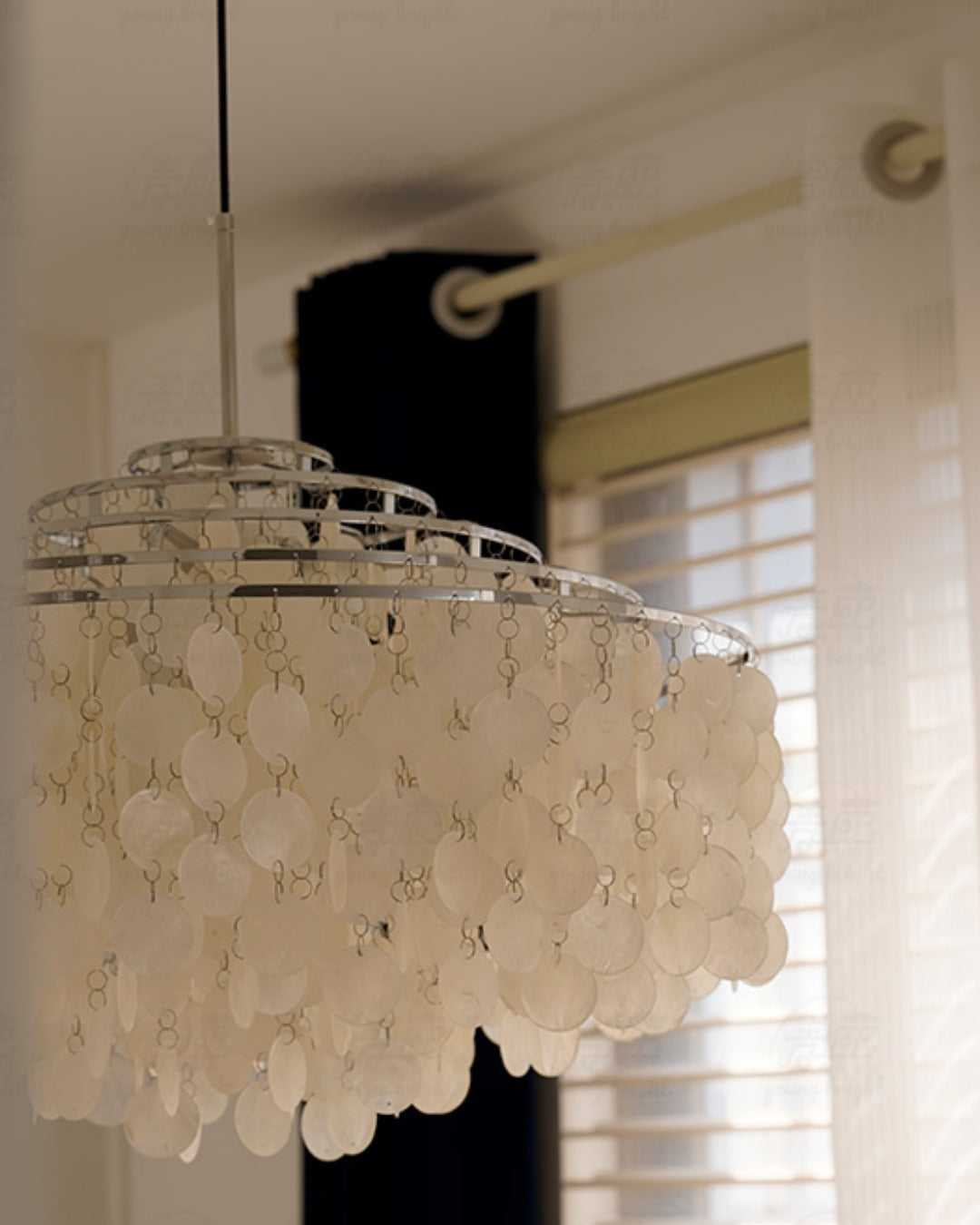 Serena Vintage Shell Pendant Light