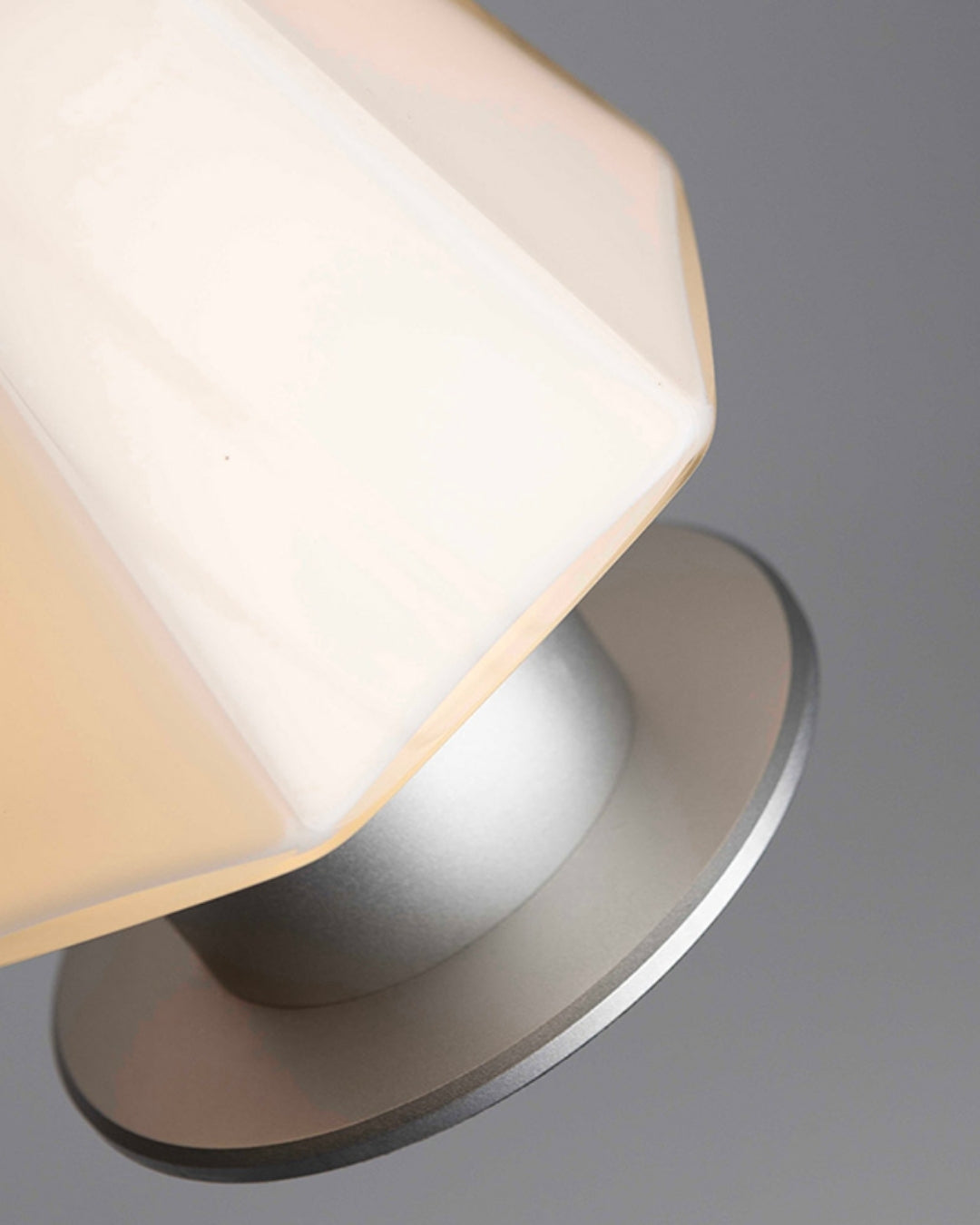 GleamPine Table Lamp