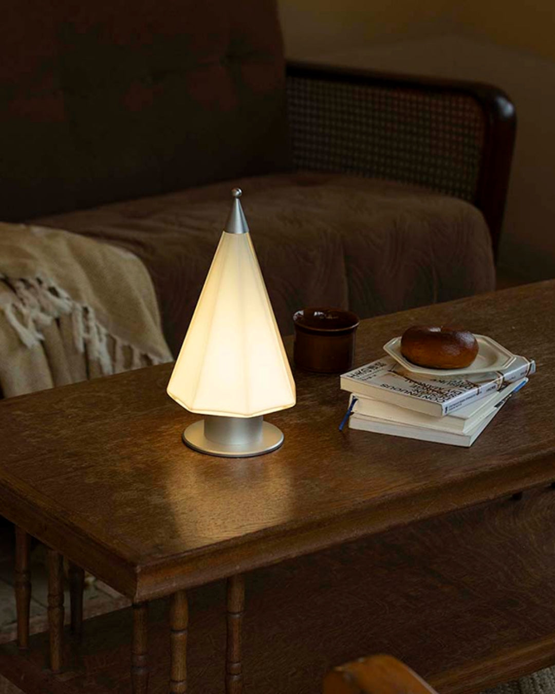 GleamPine Table Lamp