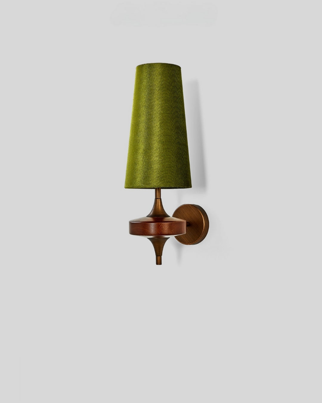 Liora Classic Wall Light