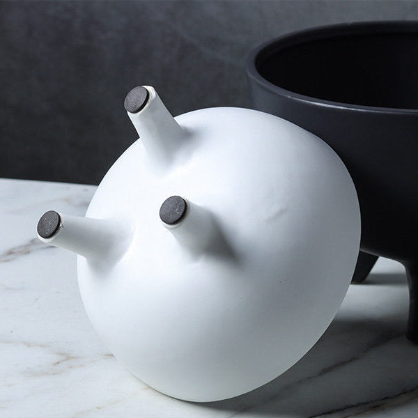 Dune Ceramic Tripod Fruit Bowl