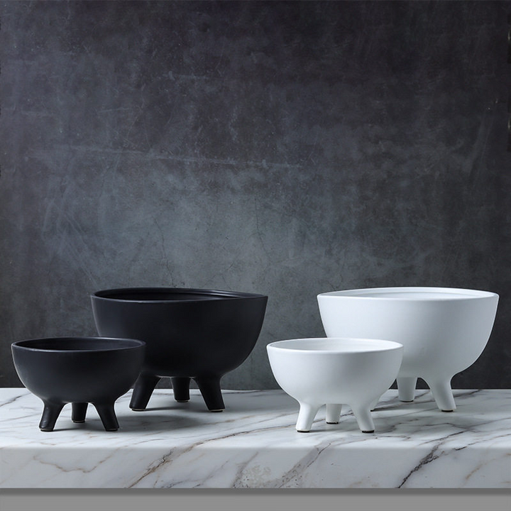 Dune Ceramic Tripod Fruit Bowl