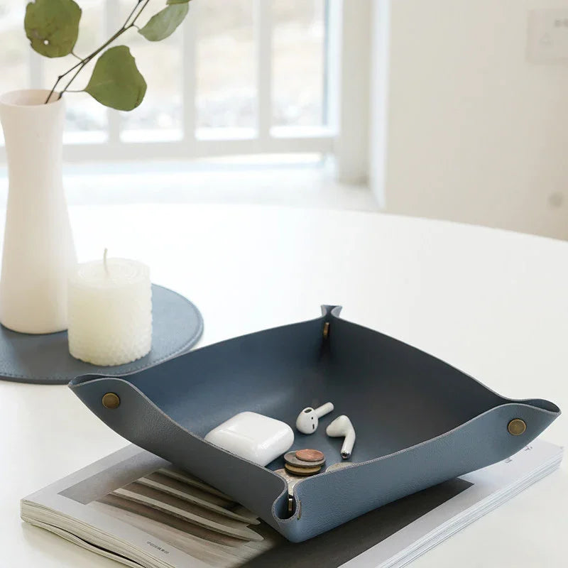 Loria Minimalist Entryway Jewelry Tray