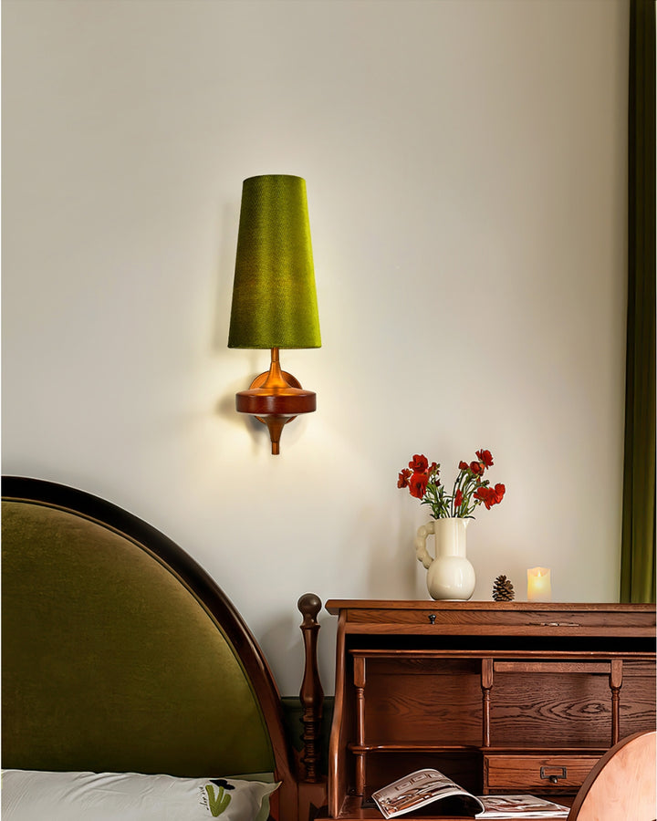 Liora Classic Wall Light