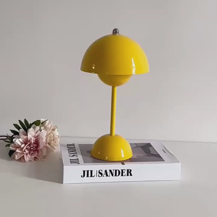 Luna Bud Shape Table Lamp
