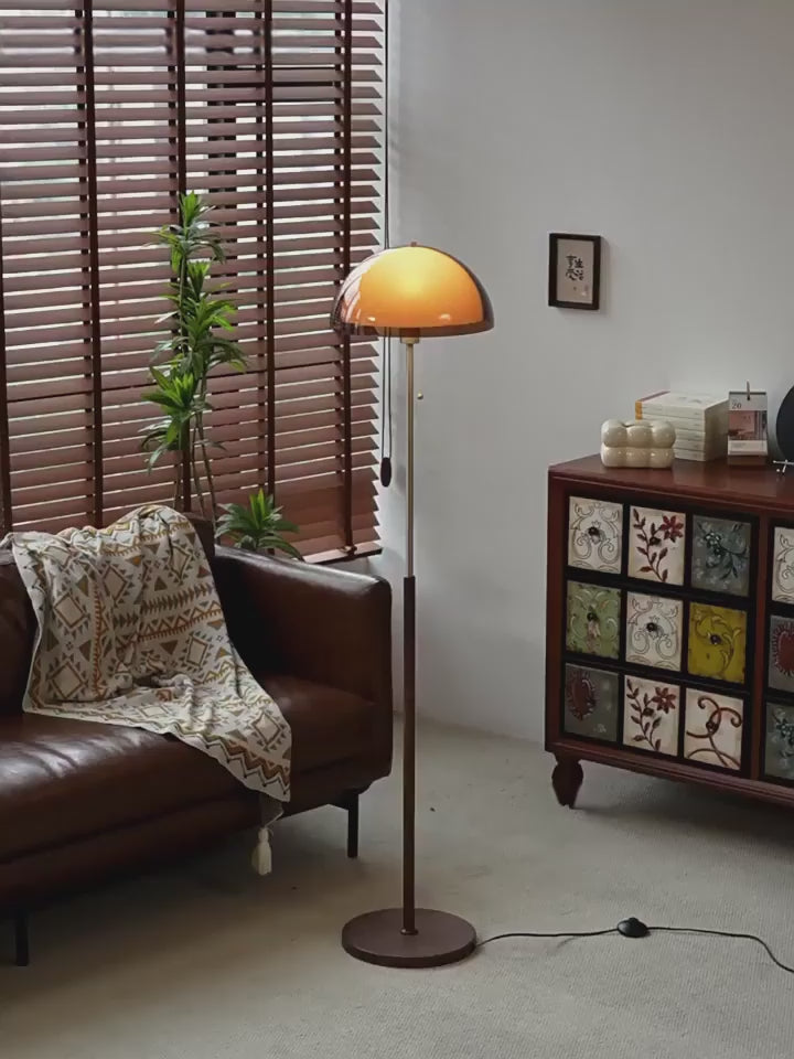 Dorothy Elegant Amber Lamp